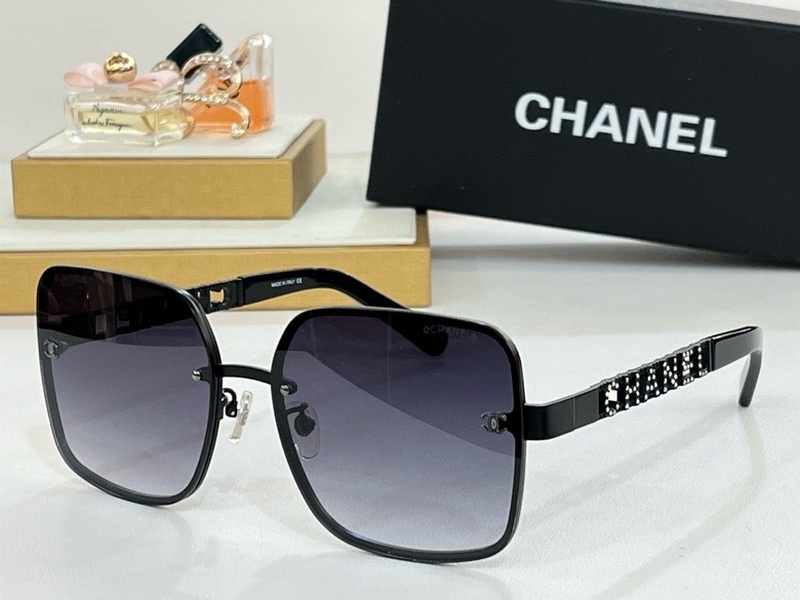 Chanel Sunglasses 10